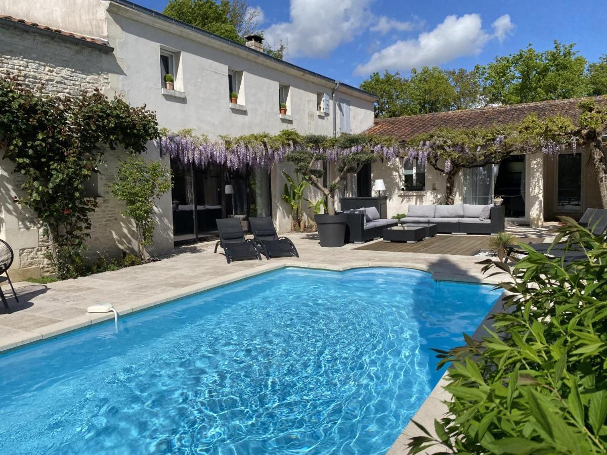 Le Logis De La Brumanderie - Saintes Fontcouverte  Exterior foto