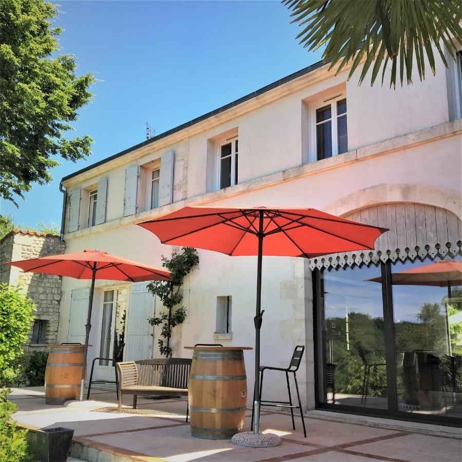 Le Logis De La Brumanderie - Saintes Fontcouverte  Exterior foto