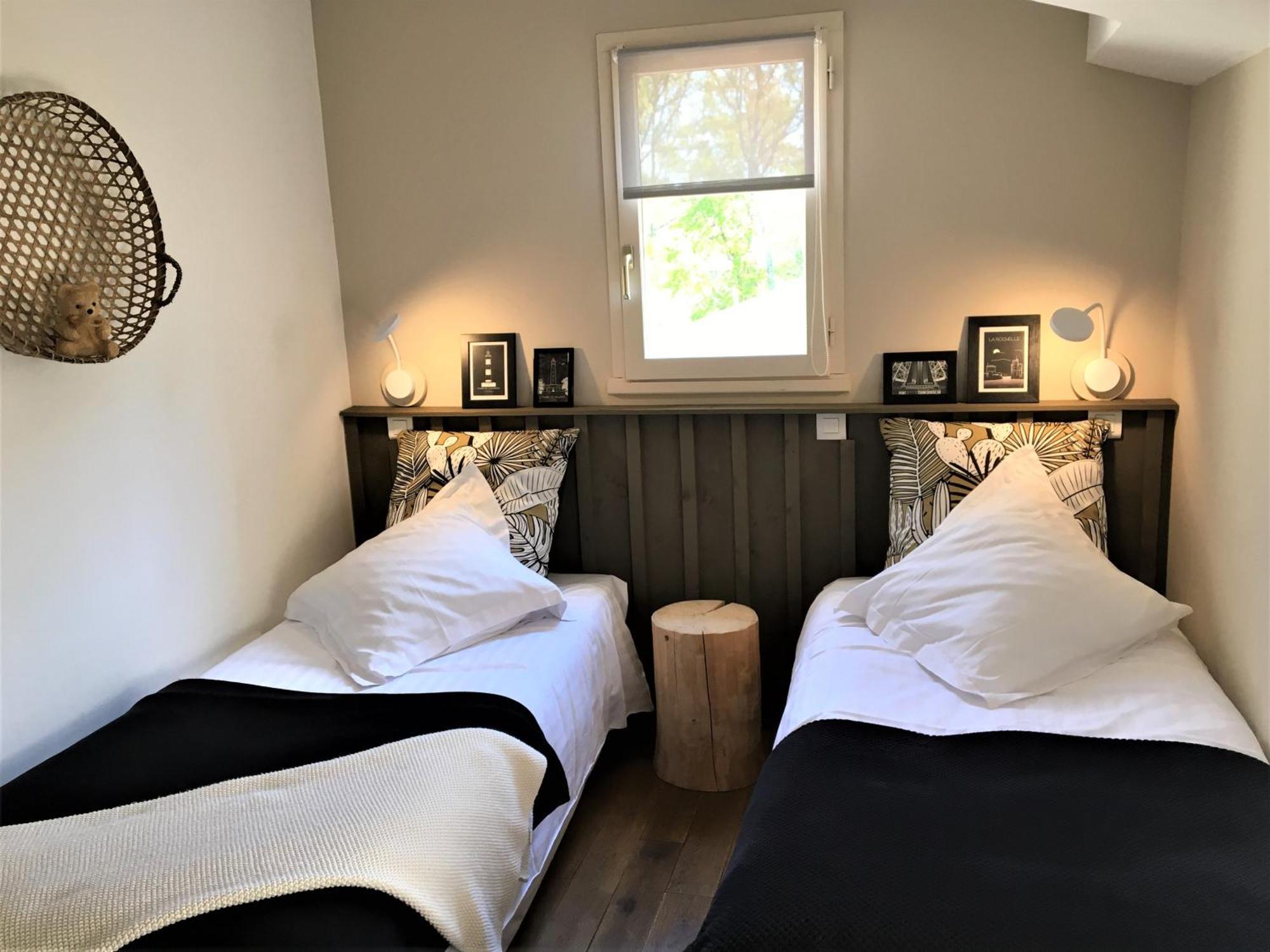Le Logis De La Brumanderie - Saintes Fontcouverte  Zimmer foto