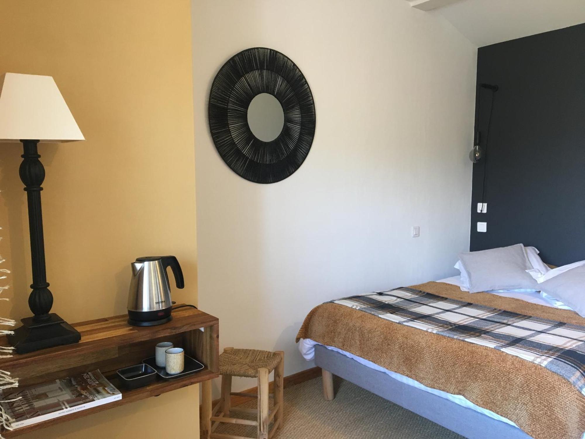 Le Logis De La Brumanderie - Saintes Fontcouverte  Zimmer foto