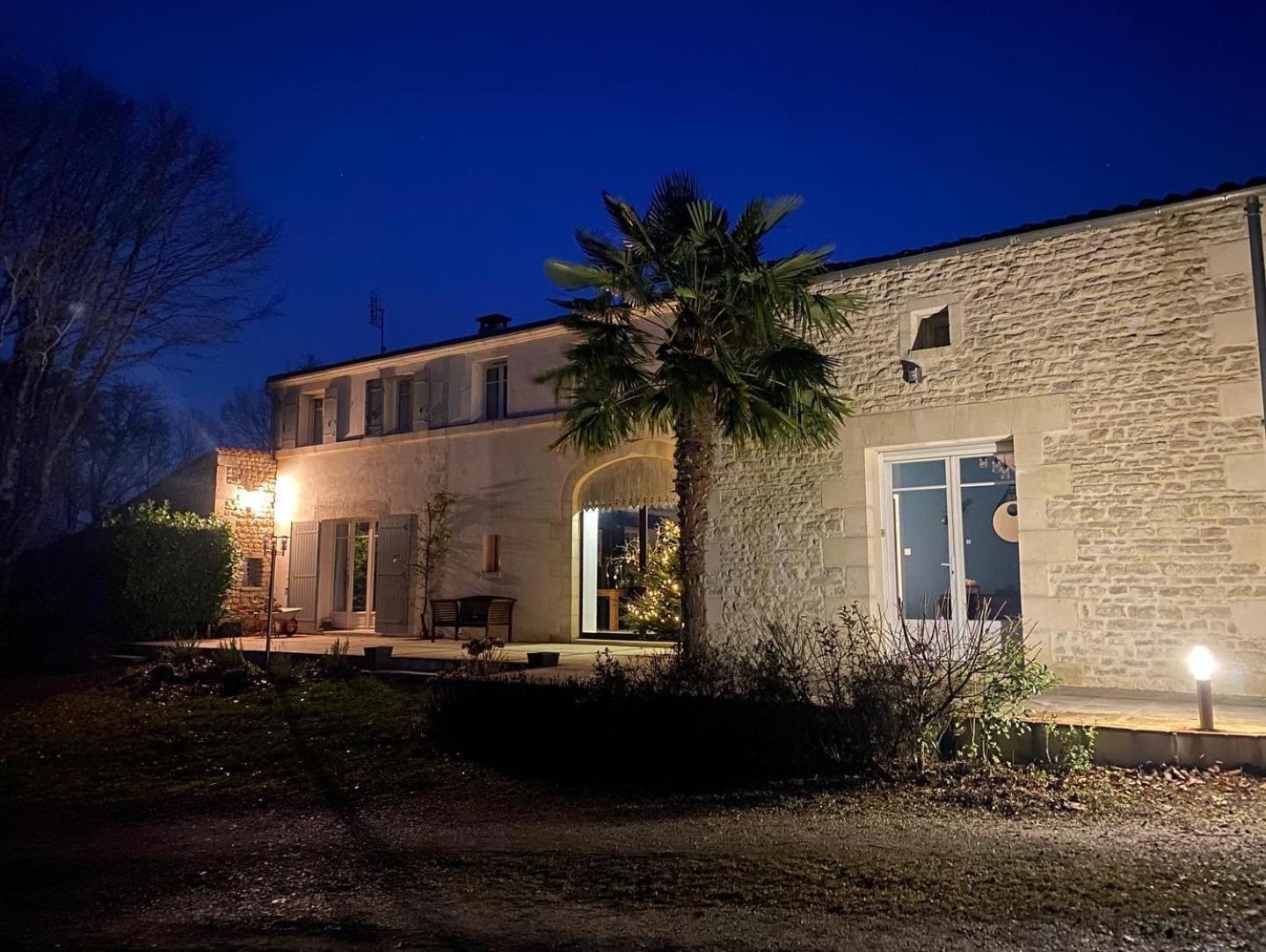 Le Logis De La Brumanderie - Saintes Fontcouverte  Exterior foto