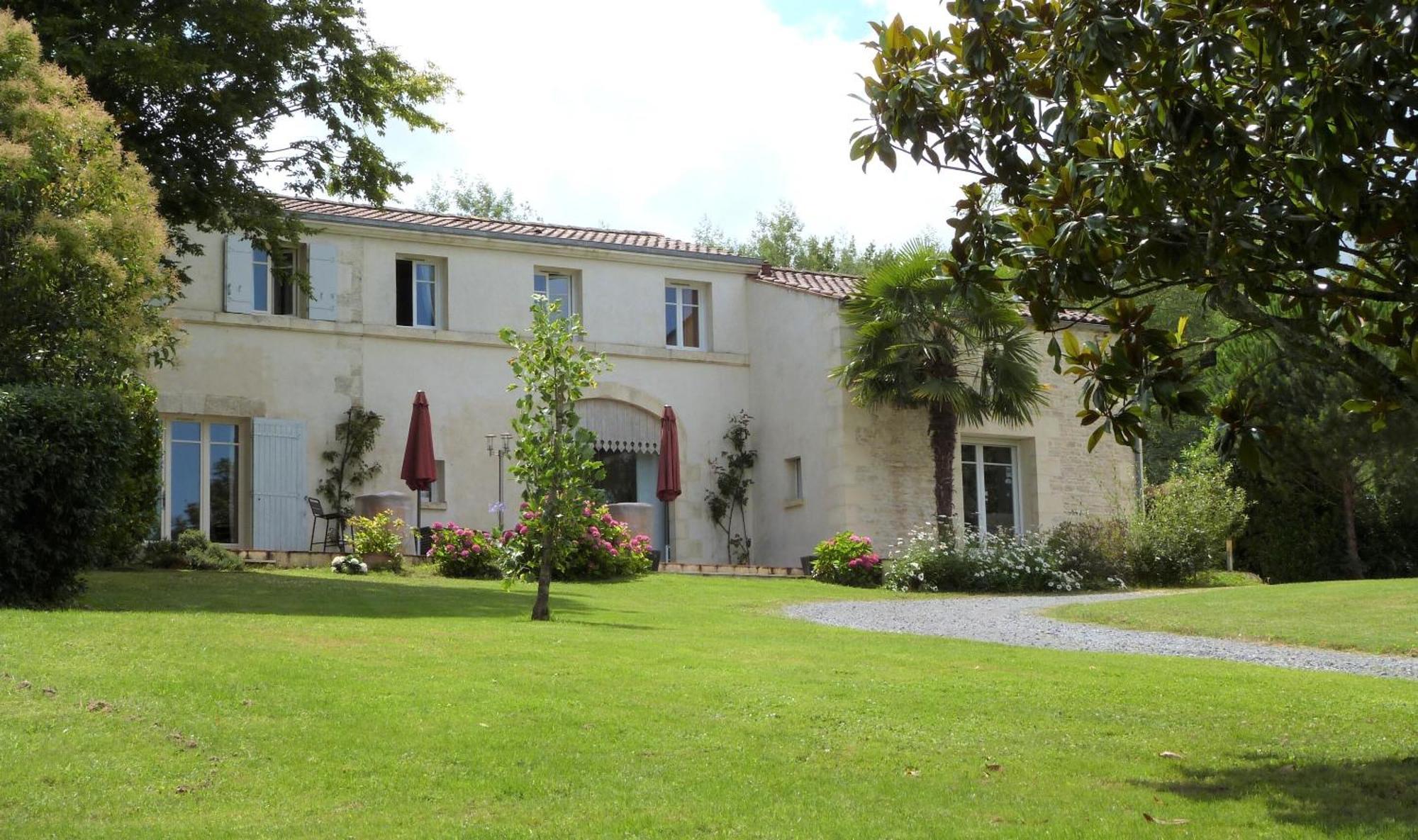 Le Logis De La Brumanderie - Saintes Fontcouverte  Exterior foto
